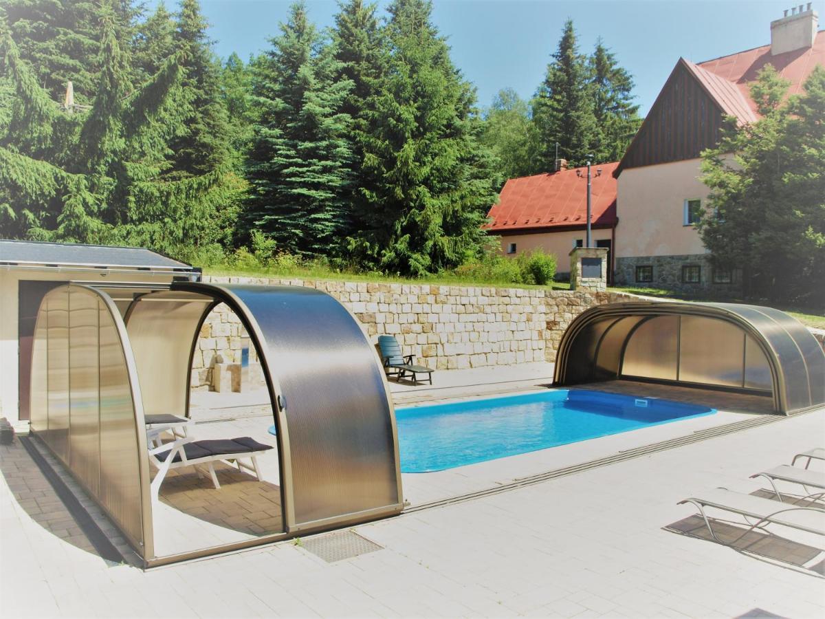 Guest House LUFT Sněžník Exterior foto